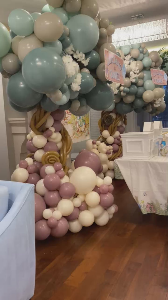 Peter Rabbit Trees and theme Install