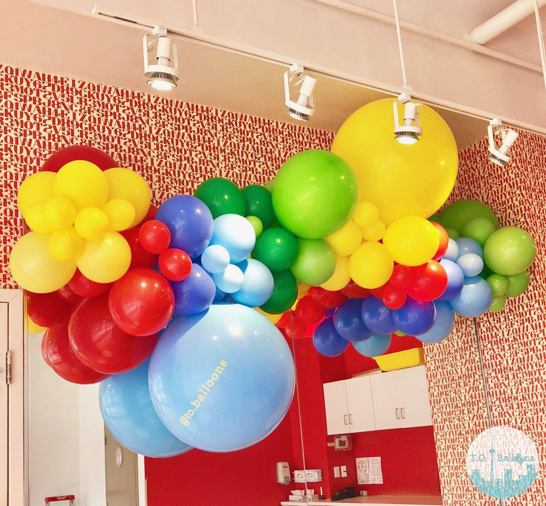 CUSTOM BALLOON CLUSTER - T.O. Balloons