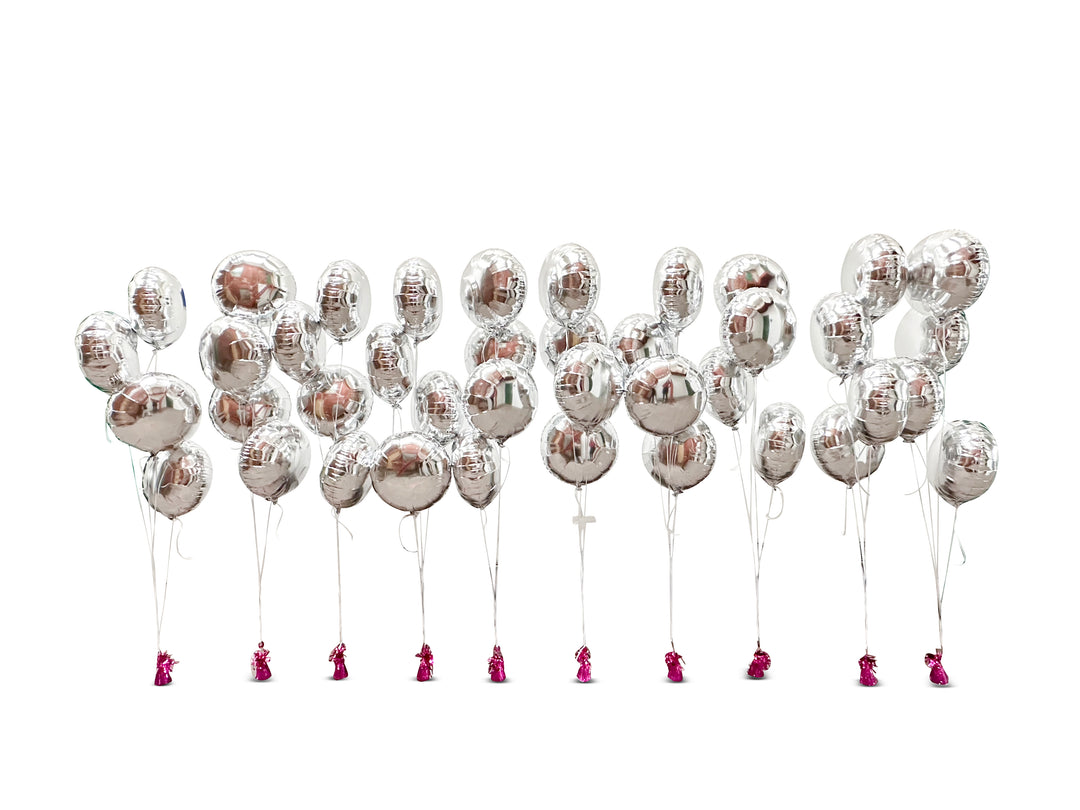 Foil helium balloon wall (pricing based on 1 strand)