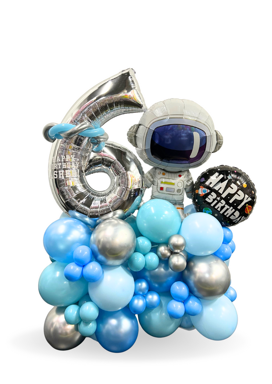 Astronaut (spaceman / spacewoman) Cluster stand with number