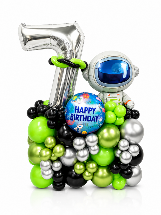 Astronaut_spaceman__spacewoman_Cluster_stand_with_number