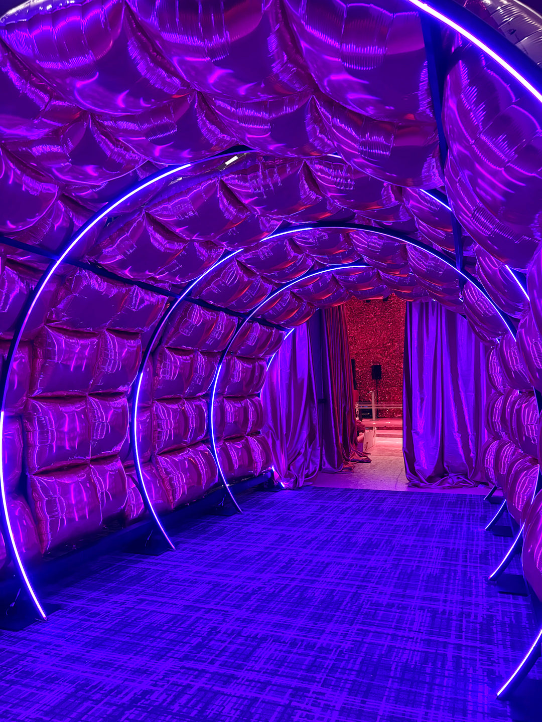 LED Balloon Tunnel