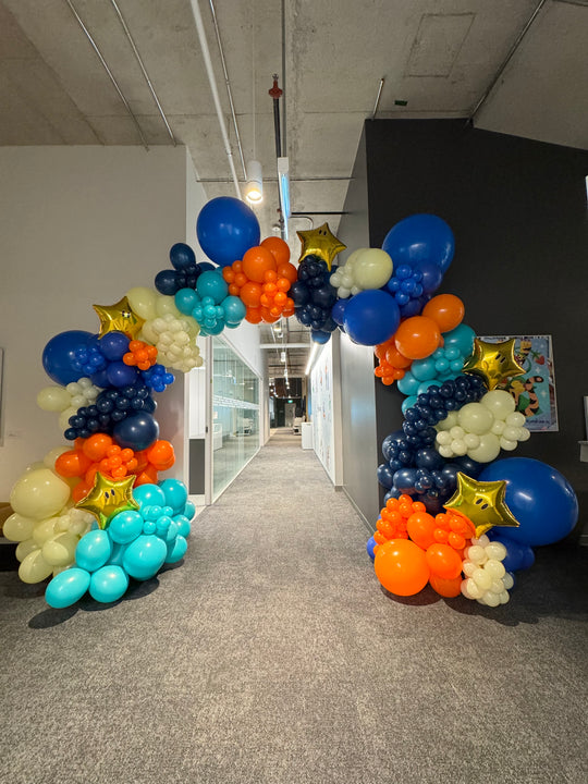 Free Standing Balloon Arch 8x10ft (set up/tear down included)+delivery charge