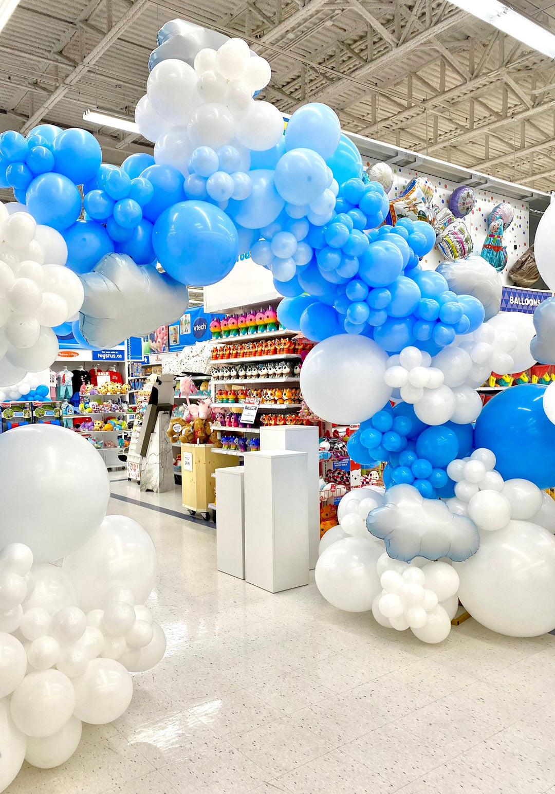 balloon archway