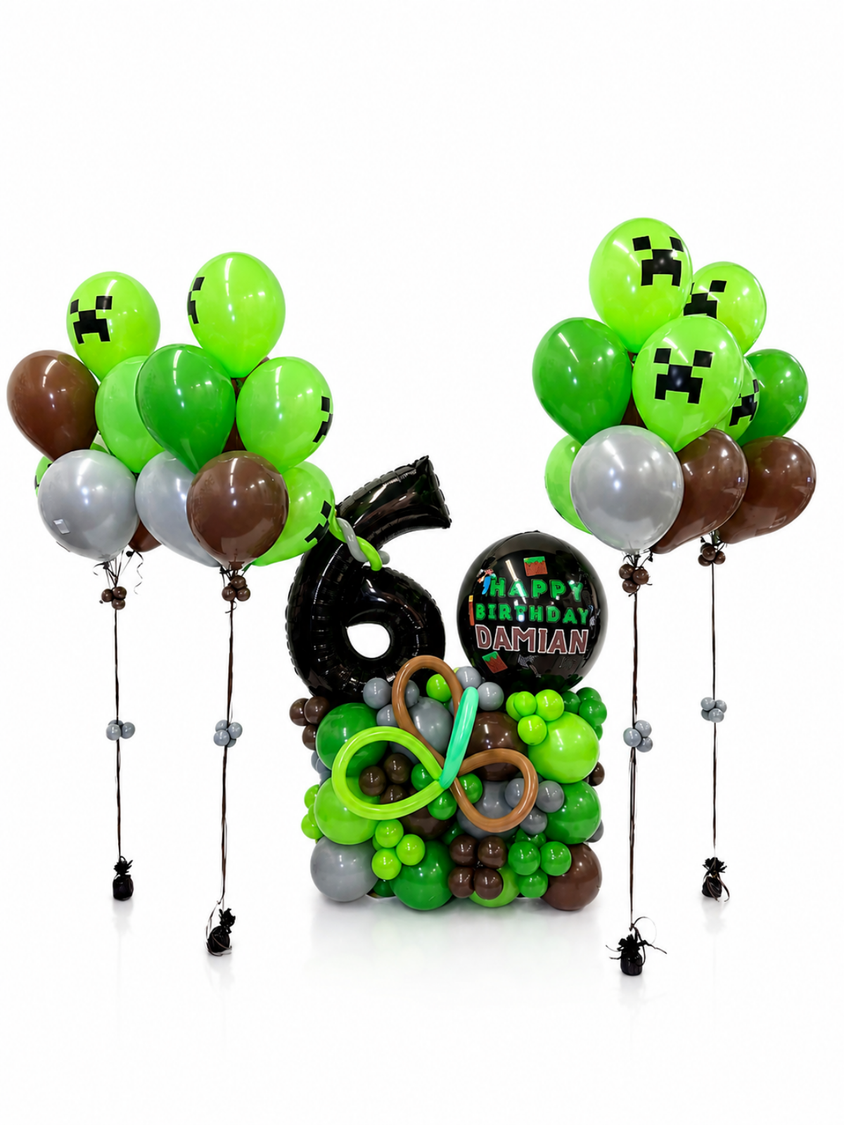 Minecraft_Custom_Cluster_Balloon_Stand_with_number_and_4_bouquets