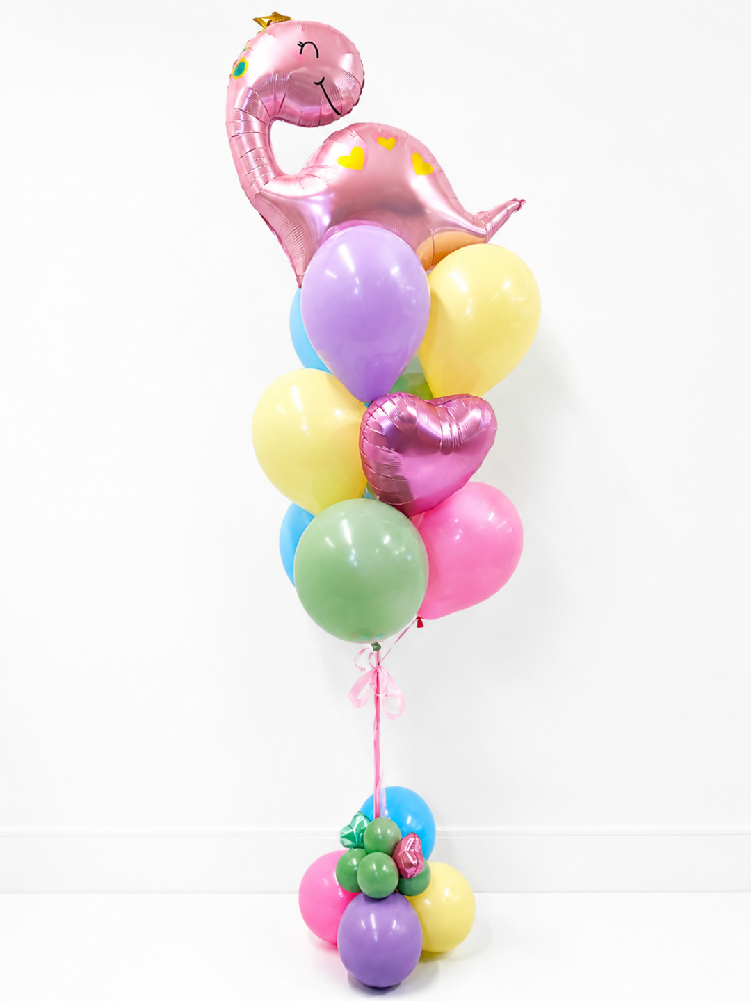 Pink_Dinosaur_balloon_package_with_heart_accent
