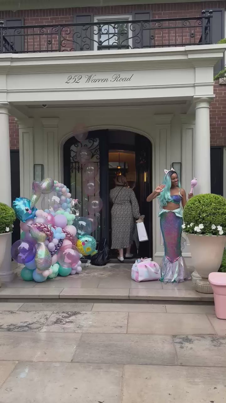 Mermaid cluster stand
